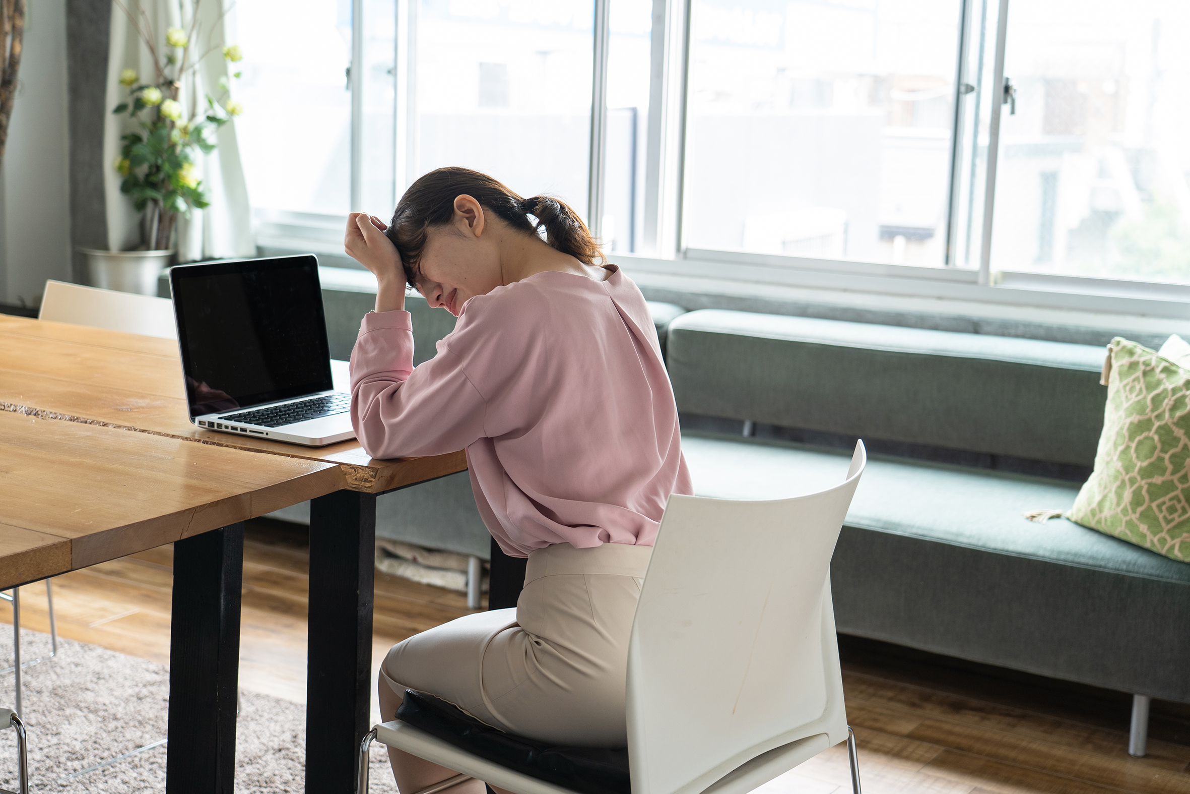 企業が固定残業代制度を導入するに際して、注意すべきポイントについて、弁護士が解説します。